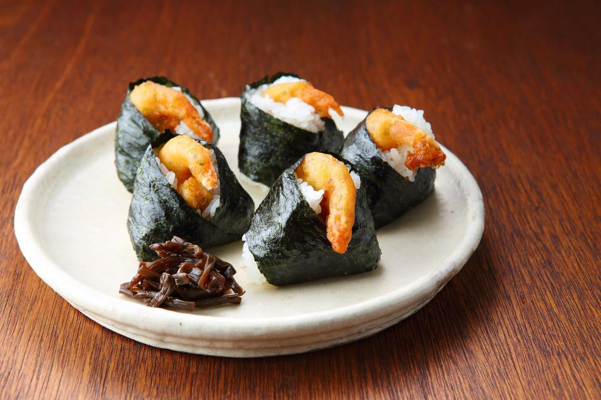 Prawn tempura onigiri (Tenmusu) recipe