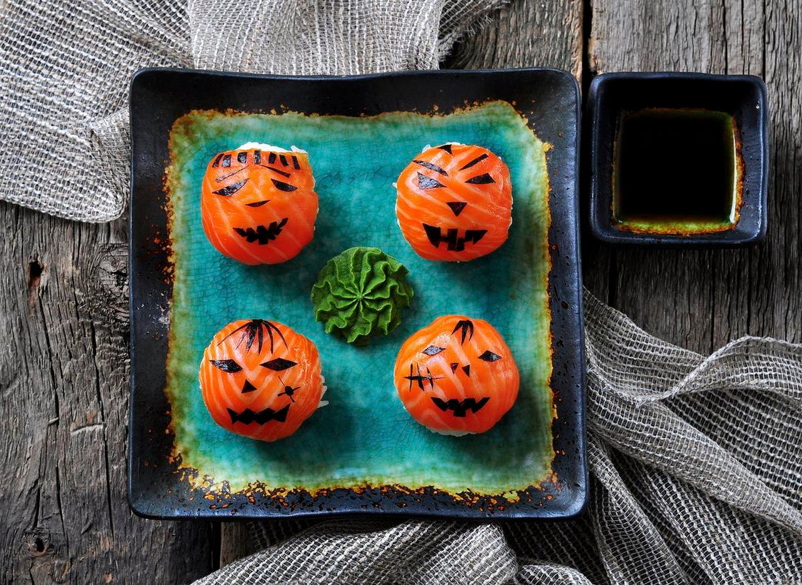 Halloween dalmon temari sushi