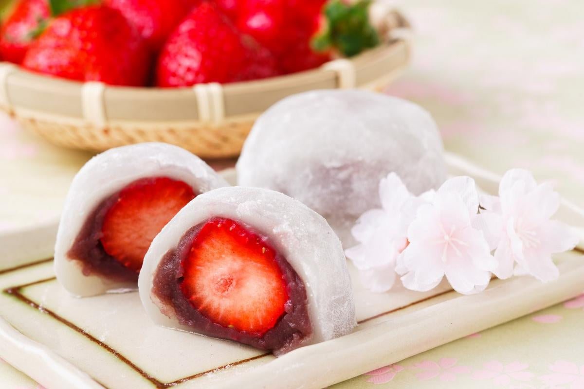 Strawberry And Sweet Red Bean Mochi (Ichigo Daifuku) Recipe
